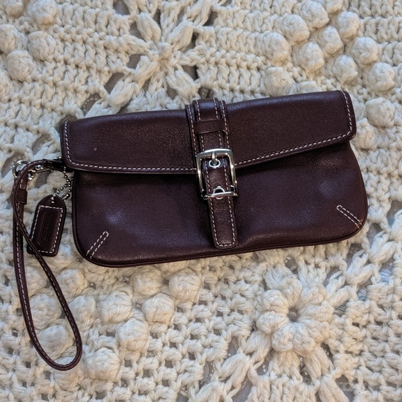 Coach Wristlet red maroon phone holder wallet - Picture 7 of 8